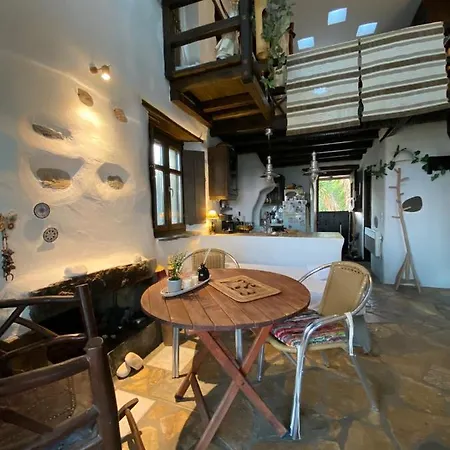 Wood & Stone - Paros